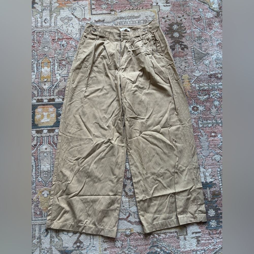 Madewell Harlow Wide-Leg Pant in Khaki